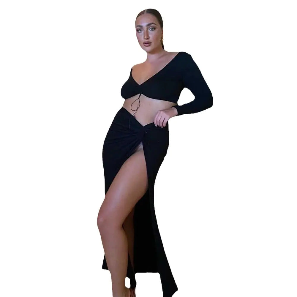 Summer Vibe Women's Two-Piece V-Neck Crop Set with Skirt