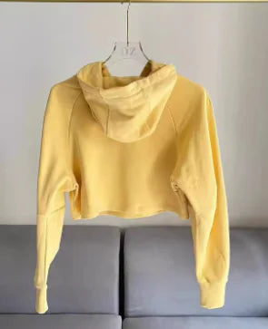 Chic Cropped Hoodie with Honey Print